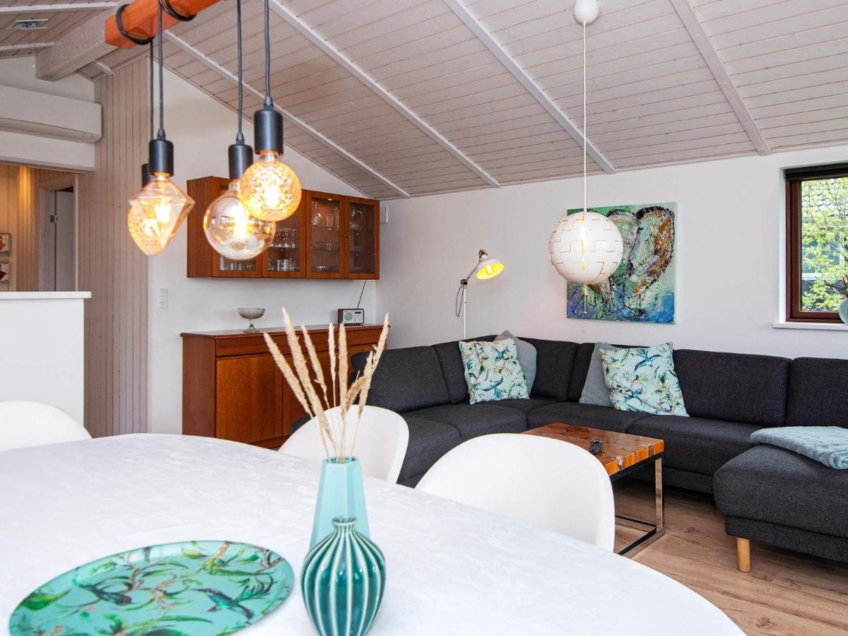 6 Person Holiday Home In R M Lakolk Exterior photo